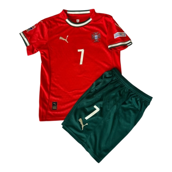 Portugal Cristiano Ronaldo set for Kids - Picture 3 of 5